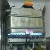 سرویس وتعمیر کار تخصصی آبگرمکن دیواری بخاری درمنزل