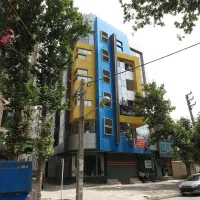 نما آلومینیوم تابلوسازی درب برقی نما