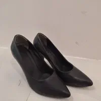 کفش پاشنه دار مشکی