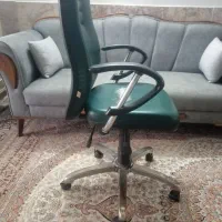 صندلی اداری چرخ دار