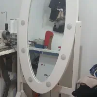 ایینه پایه دار هالیودی