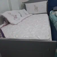 تخت کودک و نوجوان