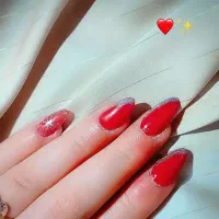 خدمات کاشت ناخن تخفیف ویژه