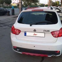 کوئیک آر ۱۴۰۰بی رنگ و کم کار