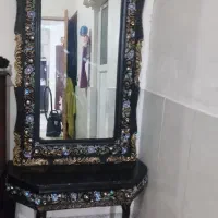 آیینه و میز