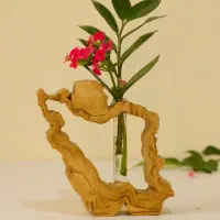 فروش  گلجای ایران عزیز و گلدان مقبره