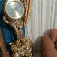 ساعت ایستاده