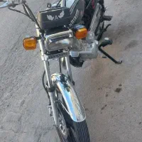موتور سیکلت ۲۰۰