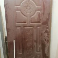 روشور با شیر و درب اتاق
