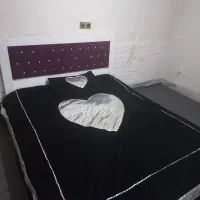 رو تختی مخمل