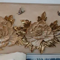 تابلو گل و پروانه طلایی