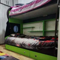 تخت دو طبقه