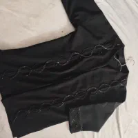مانتو مشکی مجلسی منجاق دوزی و مخمل تزئینی کار شده