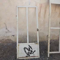 درب آهنی برا شیشه بندی