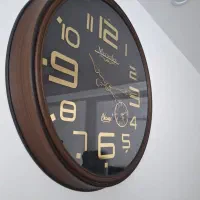 ساعت دیواری و اباژور در حد