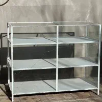 ویترین مغازه