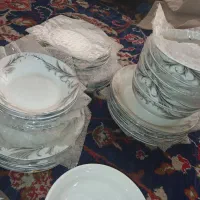 سرویس چینی غذاخوری و چای خوری شش نفره