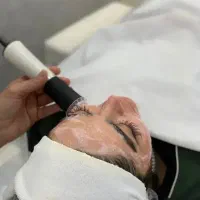 فشیال تحصصی و جوان سازی پوست