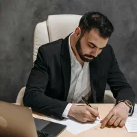وکیل پایه یک دادگستری/ نصف حق الوکاله آخر کار