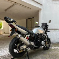 سی بیcb400