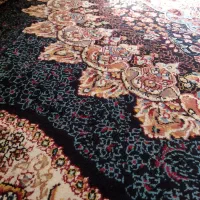 فرش و پشتی