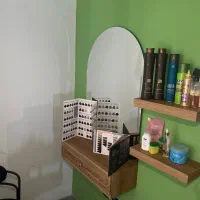 نیازمند دستیار رنگ و لایت