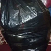 تعداد زیادی لباس