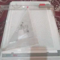 خطکش اشل همراه با گونیا یک عدد درحدنو