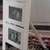 قاب عکس ایستاده