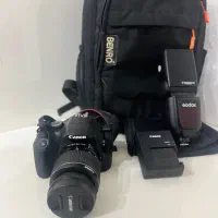دوربین  canon 2000dبا لنز ۱۸/۵۵