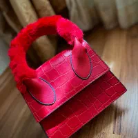 کیف زنانه‌ودخترانه