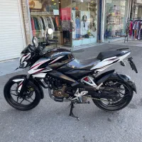 Ns 200 33کار|موتورسیکلت|رشت, استقامت ۲|دیوار
