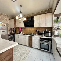 رفیعی 96 متری