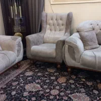 مبلمان ۸ نفره تختخواب شو،کاملا سالم و تمیز