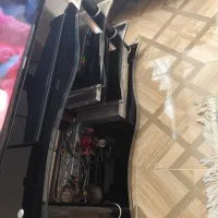 میز تلویزیون شیشه ای