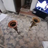 دو عدد گلدون فلزی قدیمی
