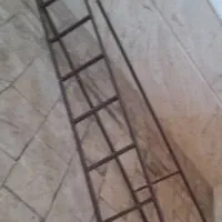 نردبان آهنی