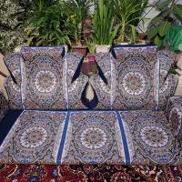 پشتی و زیر انداز