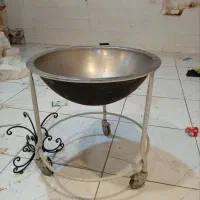 مقداری وسایل قنادی