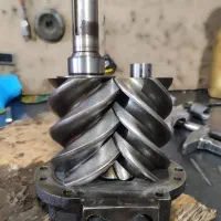 سرویس دوره ای و تعمیر اسکرو و پیستونی