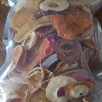 میوه خشک تازه
