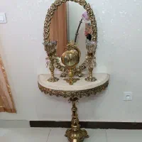 آیینه وشمعدان و ساعت برنجی
