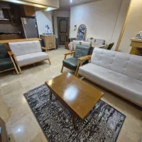 مبل ۷ نفره میز جلو مبلی در حد نو