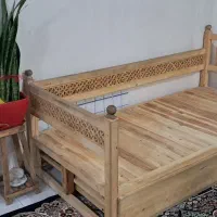 تخت سنتی چوبی
