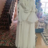 لباس عقد همراه کیف وکفش اصلا پوشیده نشده