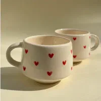 فنجان سرامیکی دست ساز قلبی‌
