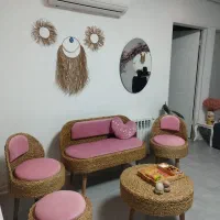 اجاره میز به ناخنکار و صندلی در آرایشگاه