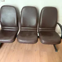 صندلی انتظار چرمی