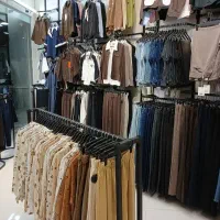 فروشنده خانم