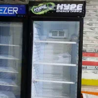 ۲ عدد یخچال یکی عادی یکی فریزر